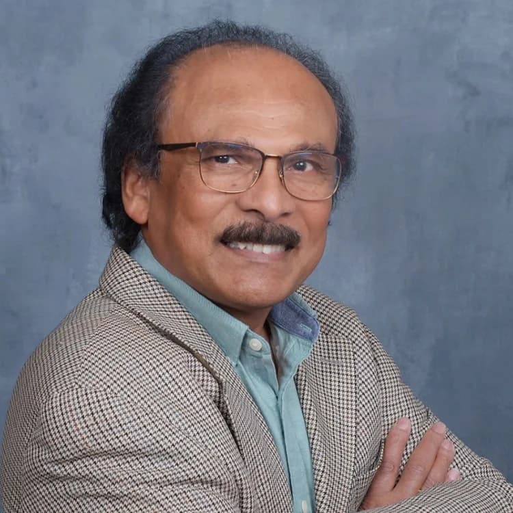 Portrait of Shan Suthaharan